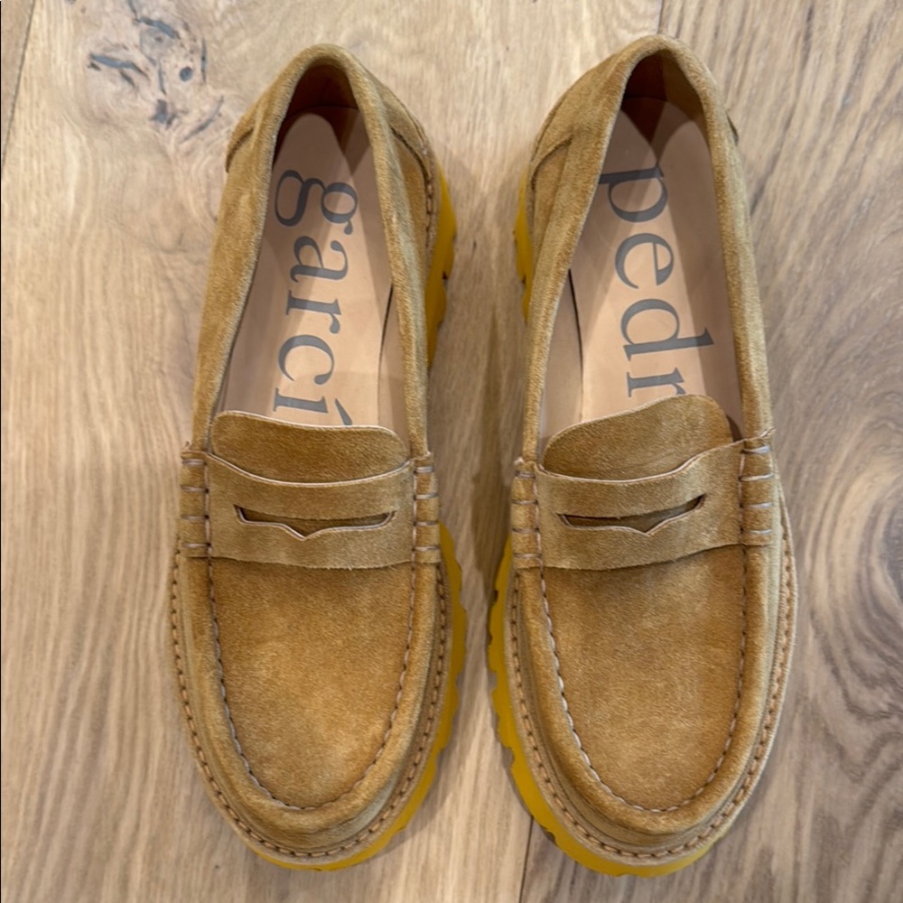 Women’s Pedro Garcia Tan Suede Platform Loafers sz 38